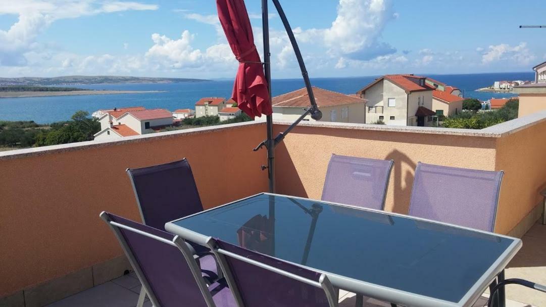 Apartment Pepi Povljana Εξωτερικό φωτογραφία